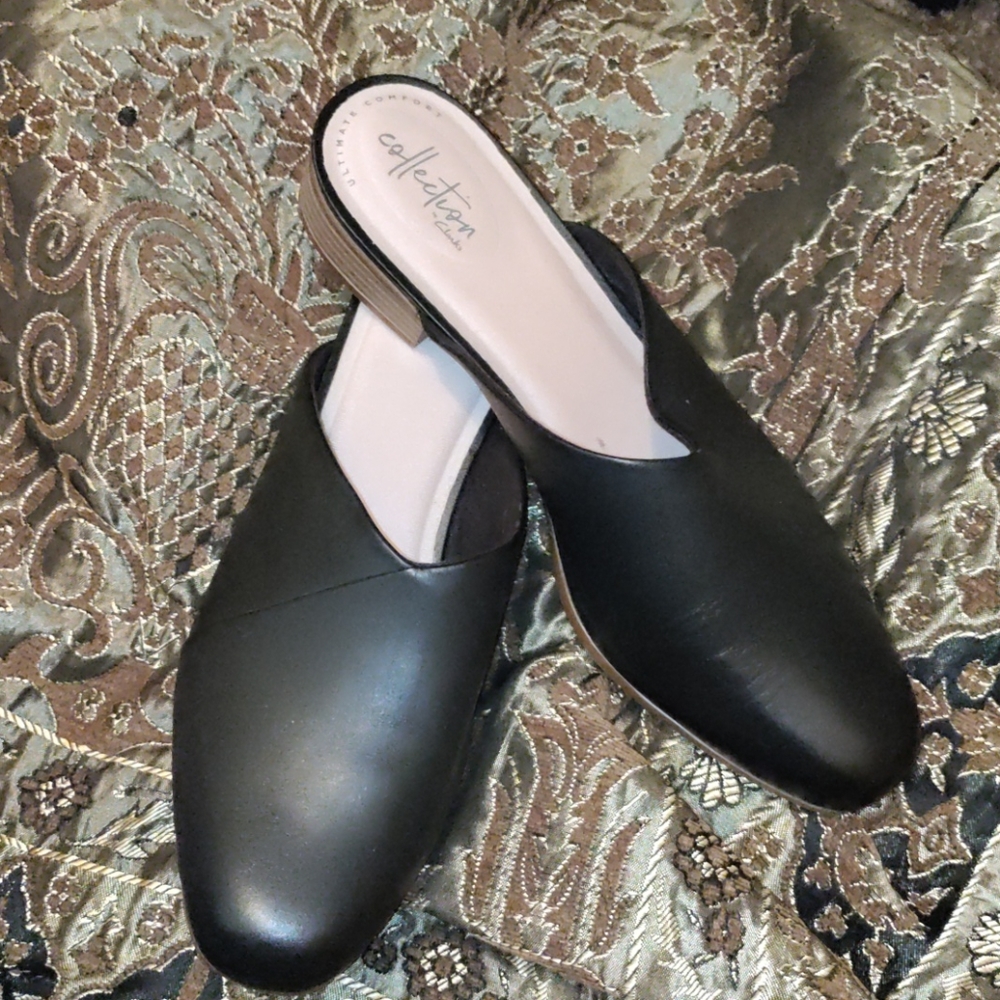 Brand New Never worn Clarks Mules